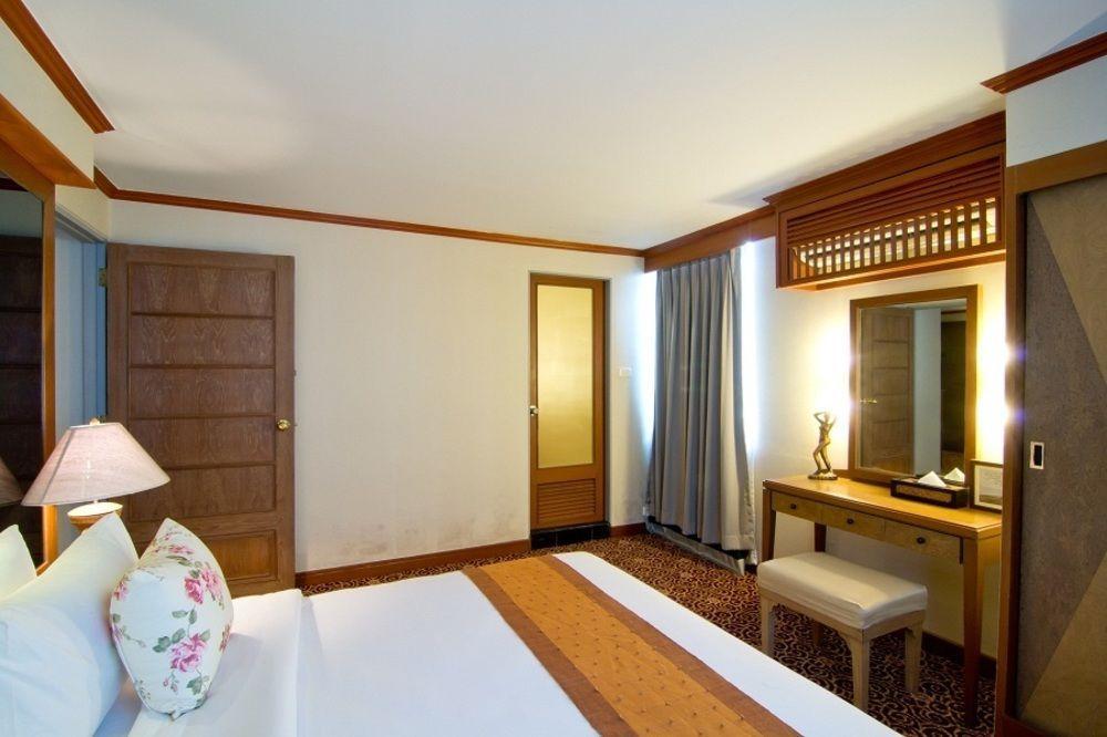 Manhattan Hotel Bangkok Zewnętrze zdjęcie